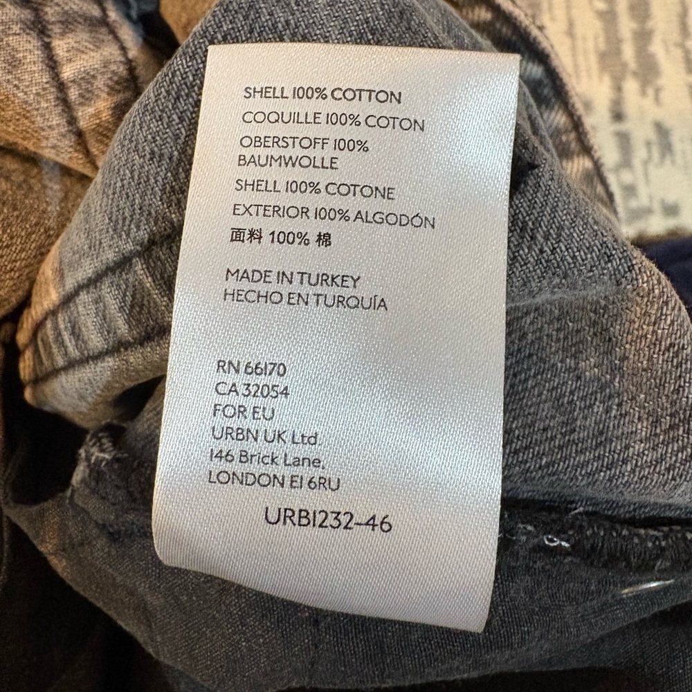 BDG Gray Black Highrise Mom Jeans Size 26 Cotton - Picture 8 of 9